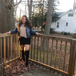 Meet your Posher, Brittany